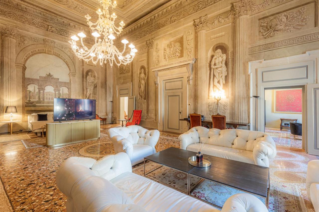 Corte Realdi - Palazzo Camozzini Верона Экстерьер фото