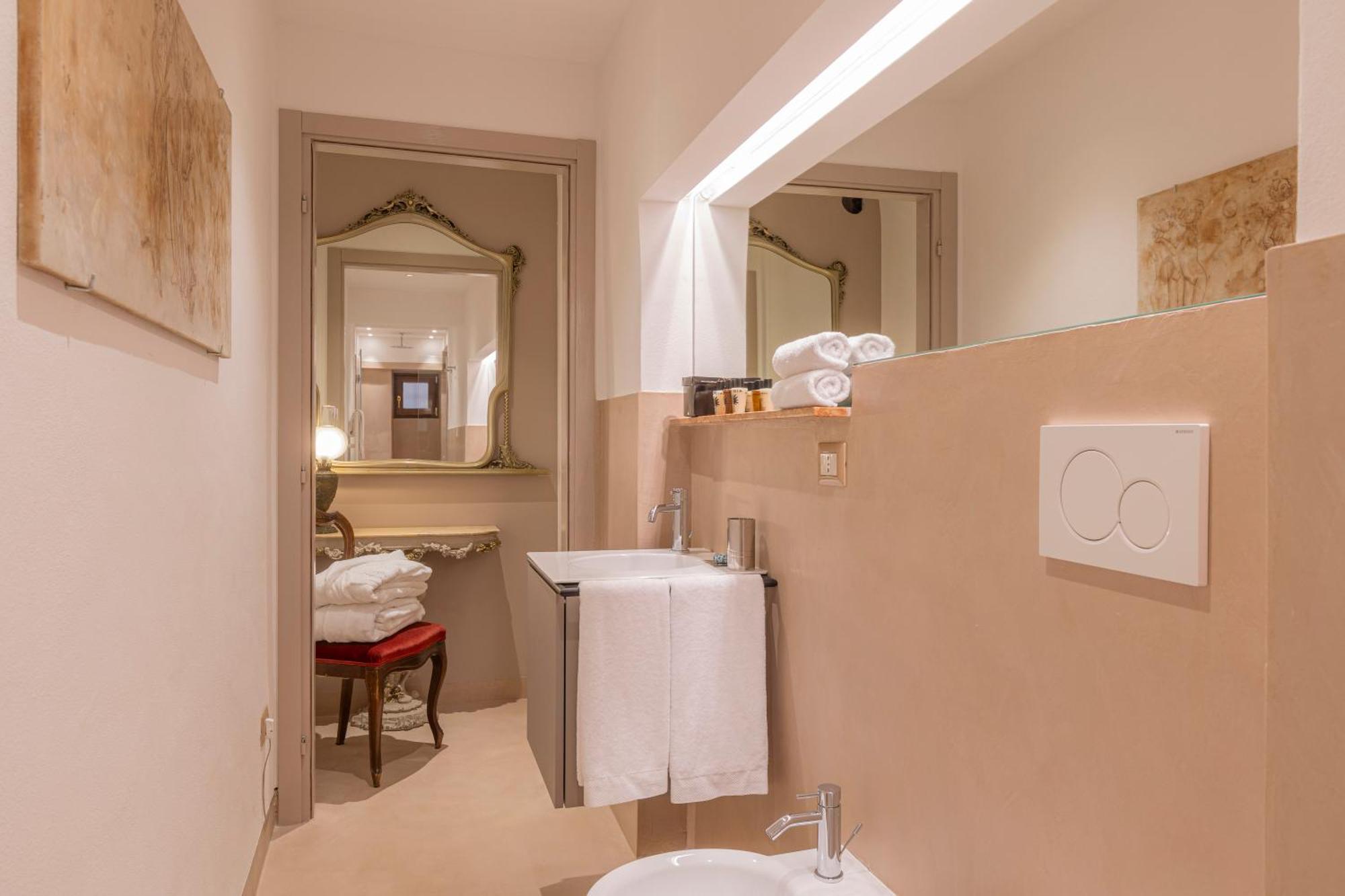 Corte Realdi - Palazzo Camozzini Верона Номер фото