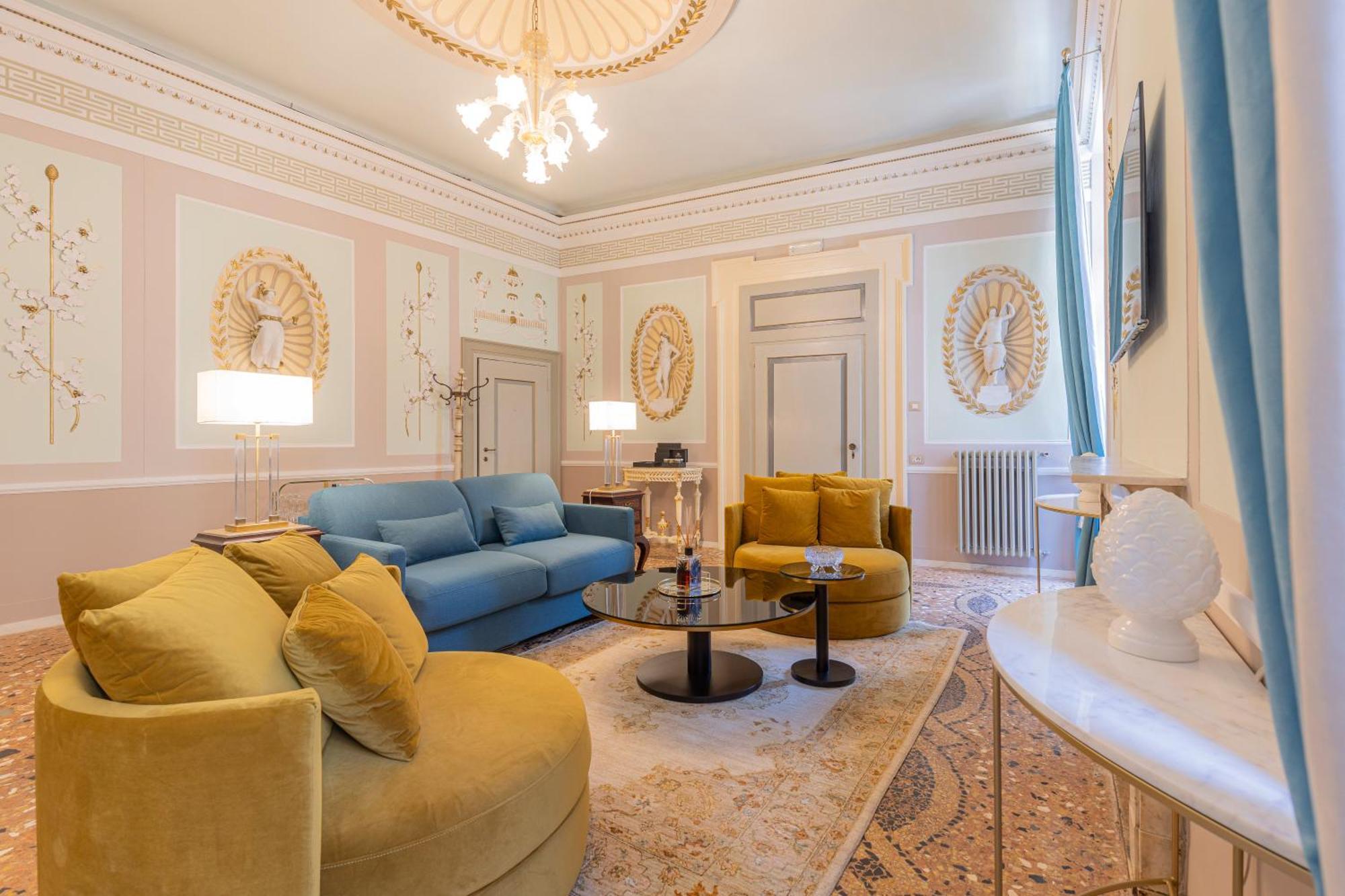 Corte Realdi - Palazzo Camozzini Верона Номер фото
