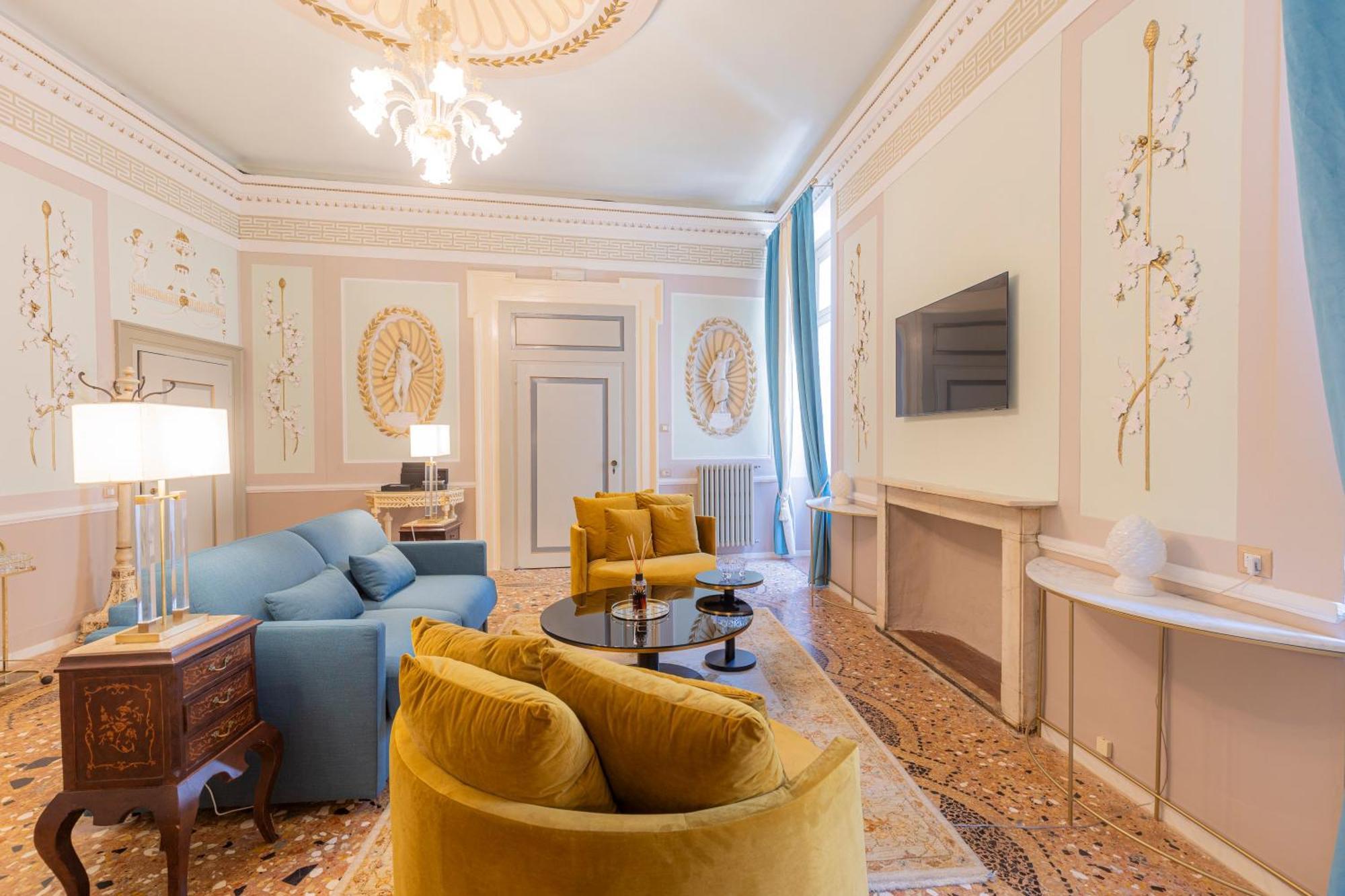 Corte Realdi - Palazzo Camozzini Верона Номер фото