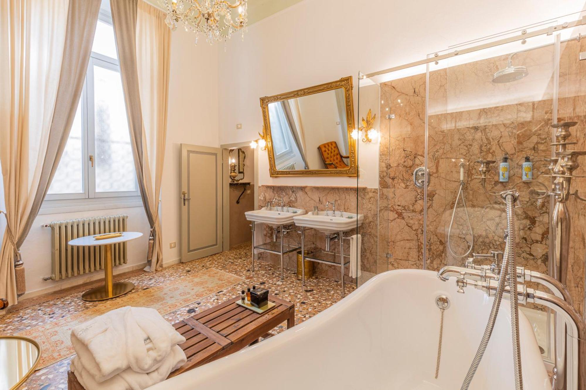 Corte Realdi - Palazzo Camozzini Верона Номер фото